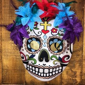 Beautiful costume mask!